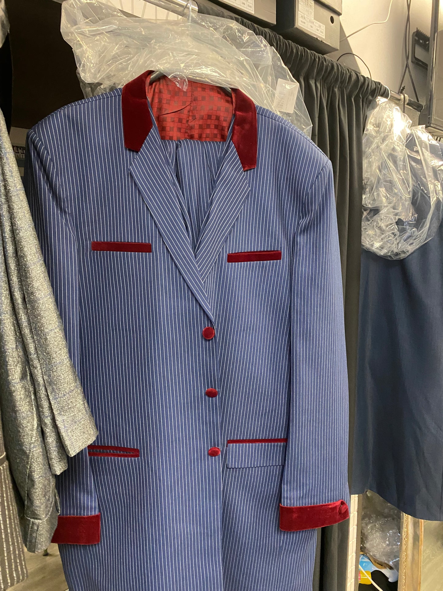 Blue Pinstripe 3 piece Suit. Chest 50. Waist 46.
