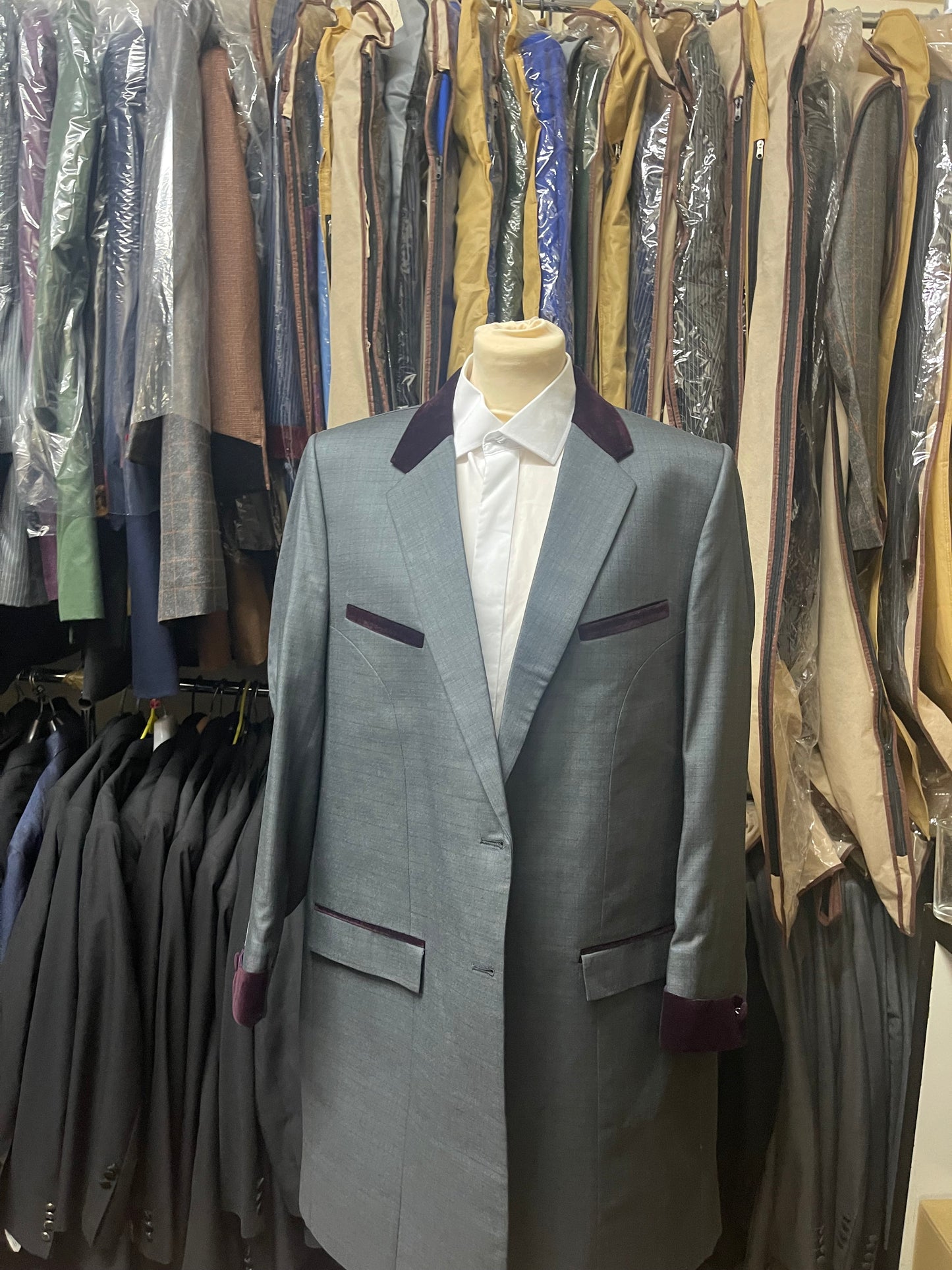 Grey check women’s drape jacket. Chest size 48